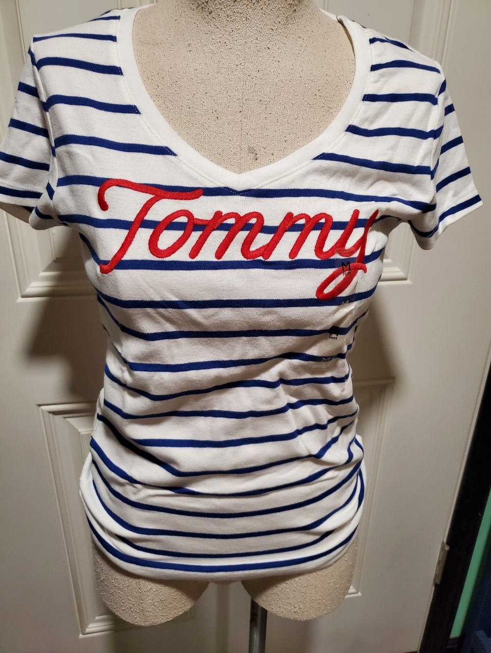 NWT Tommy Hilfiger Womens White Striped V‑Neck Tee